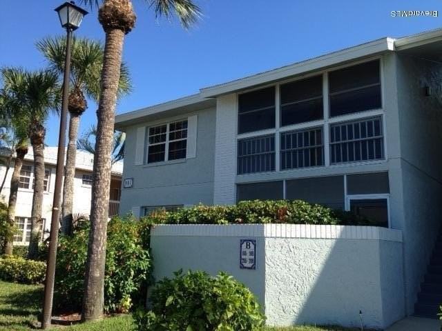 987 Sonesta Ave Ne Apt 207 - Photo 2 of 13