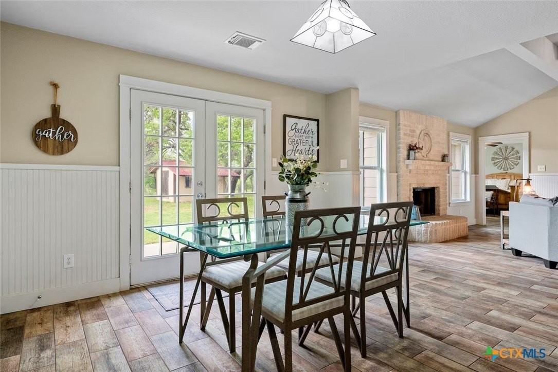 801 John Knox Rd - Photo 6 of 19