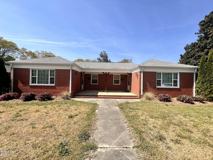 807 N Ellis Ave - Photo 1 of 1