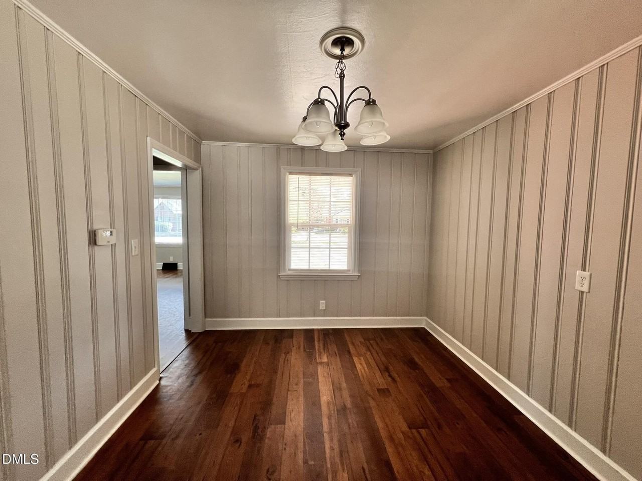 807 N Ellis Ave - Photo 6 of 15