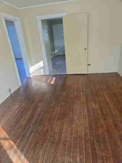 405 Anderson St #1 - Photo 2 of 9