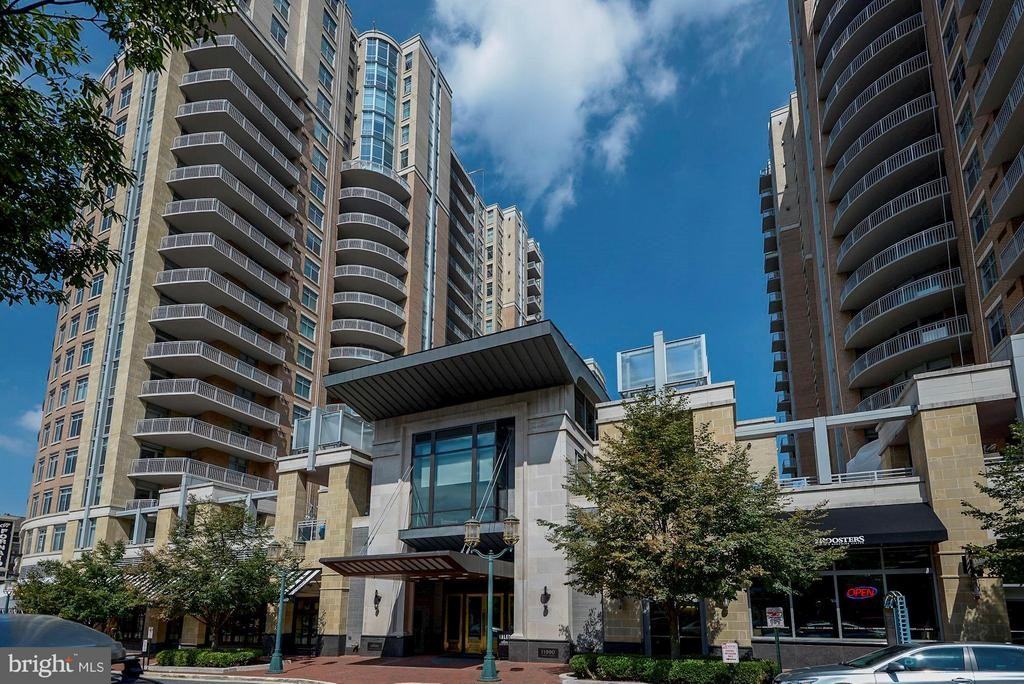 11990 Market St - Photo 2 of 48