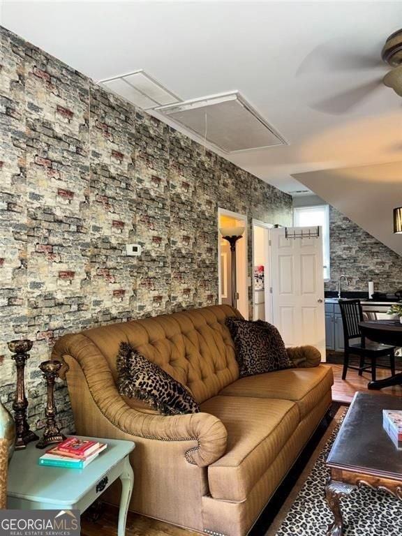 118 Tarpon Trl Se - Photo 4 of 17
