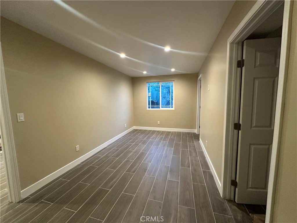 14036 Gain St - Photo 6 of 10