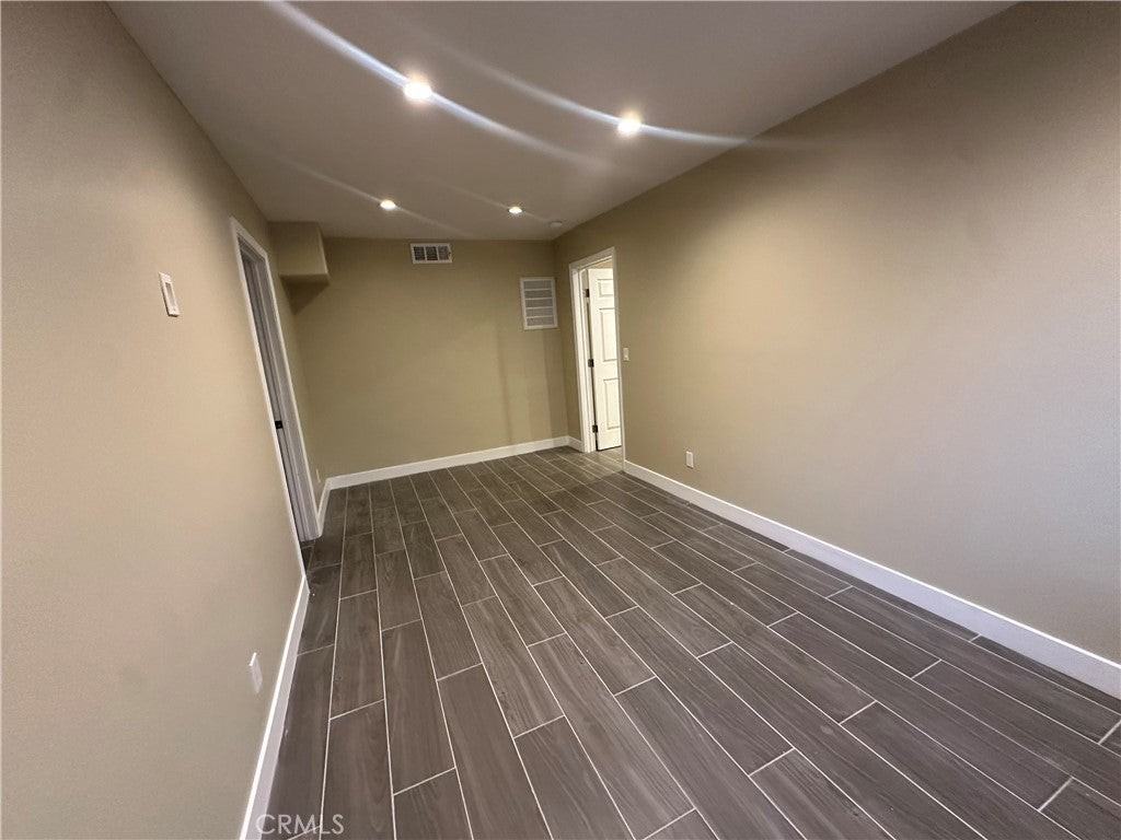 14036 Gain St - Photo 7 of 10