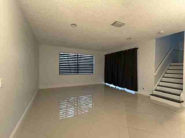 7600 Edisto Dr - Photo 6 of 17