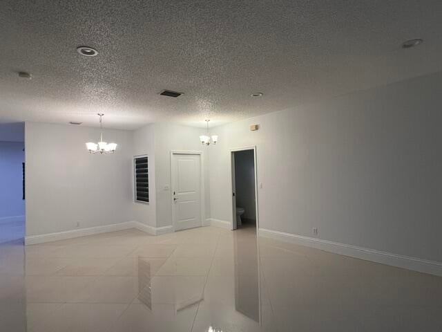 7600 Edisto Dr - Photo 7 of 17