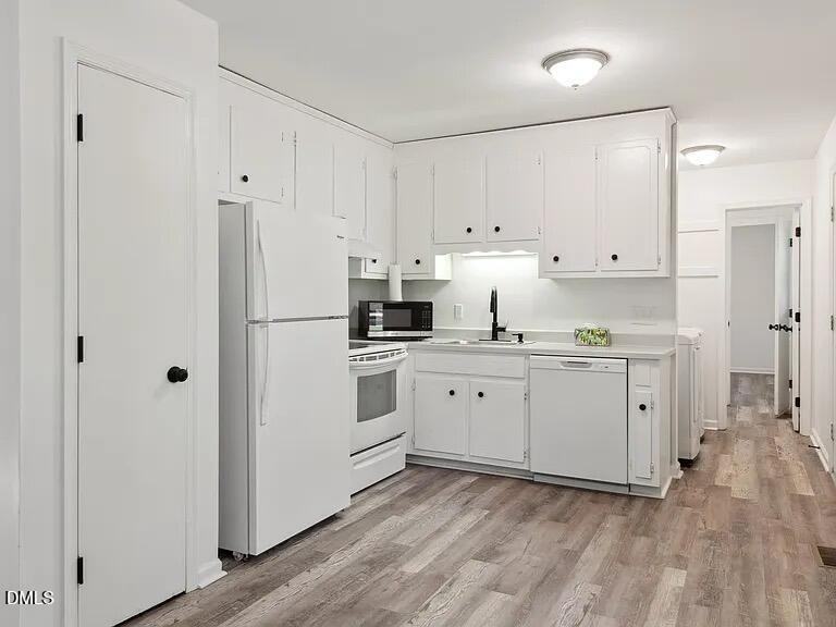 305 S 13th St - Photo 6 of 14