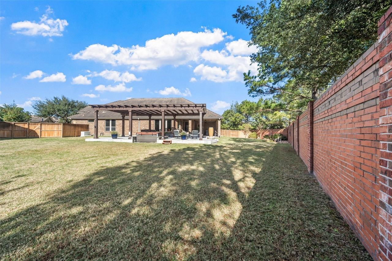 27626 S Colt Shadow Ln - Photo 4 of 50