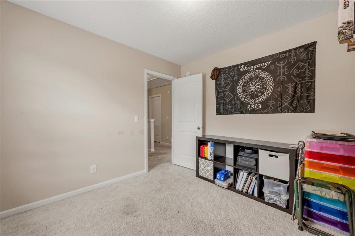 127 Morningside Dr #1 - Photo 4 of 11