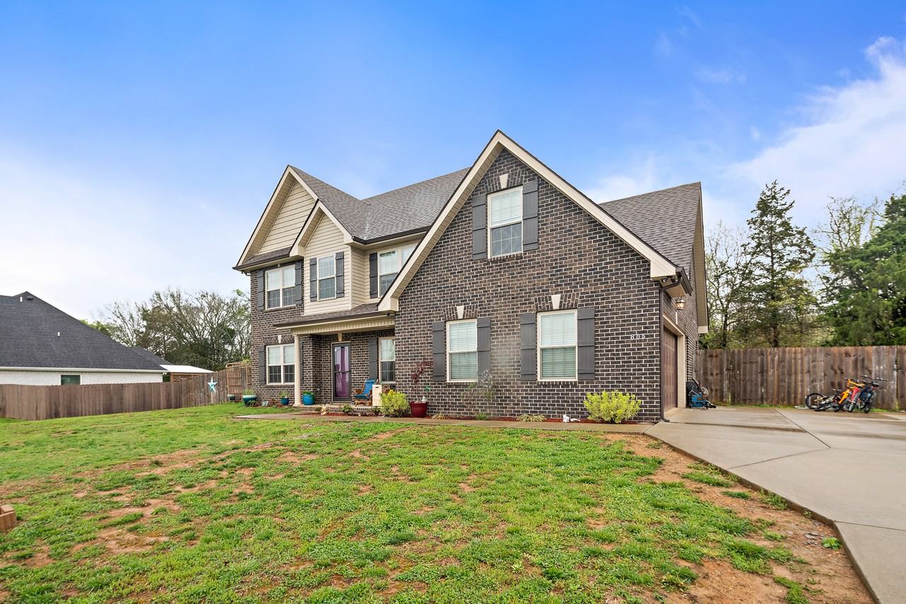 305 Oleander Ln #1 - Photo 2 of 26