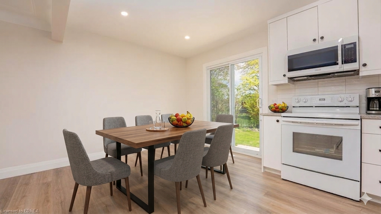 44 Kingsway Crescent - Photo 2 of 7