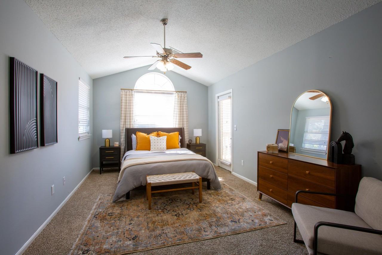 Centennial Crossing at Lenox Place - Photo 5 of 50