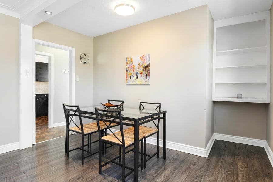 309 Parkdale Ave - Photo 5 of 13