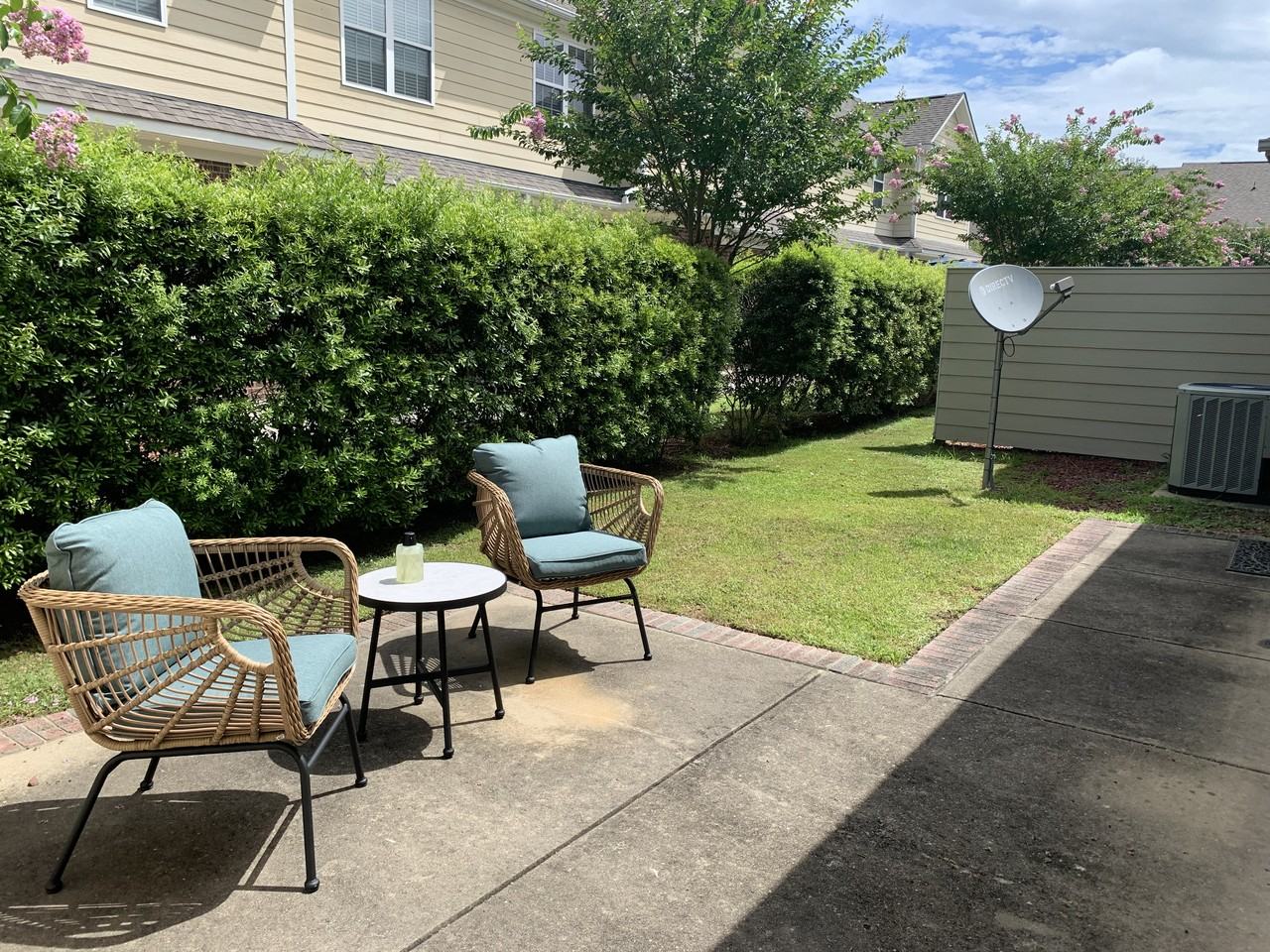 Cliffdale Rd & Beach Wy - Photo 5 of 17