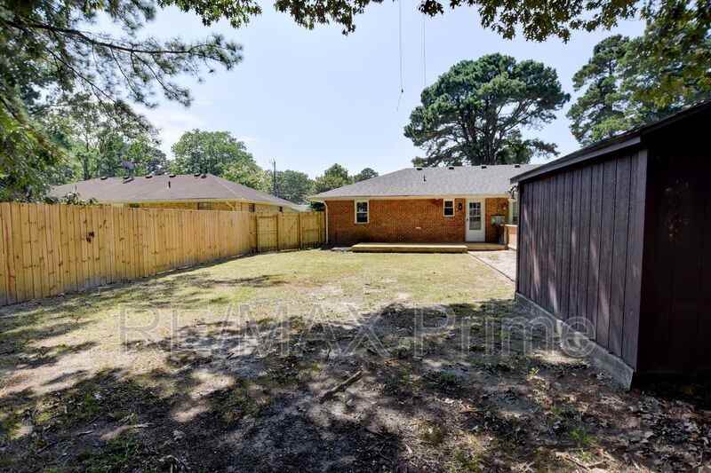 1306 Linden Ave #B - Photo 5 of 38