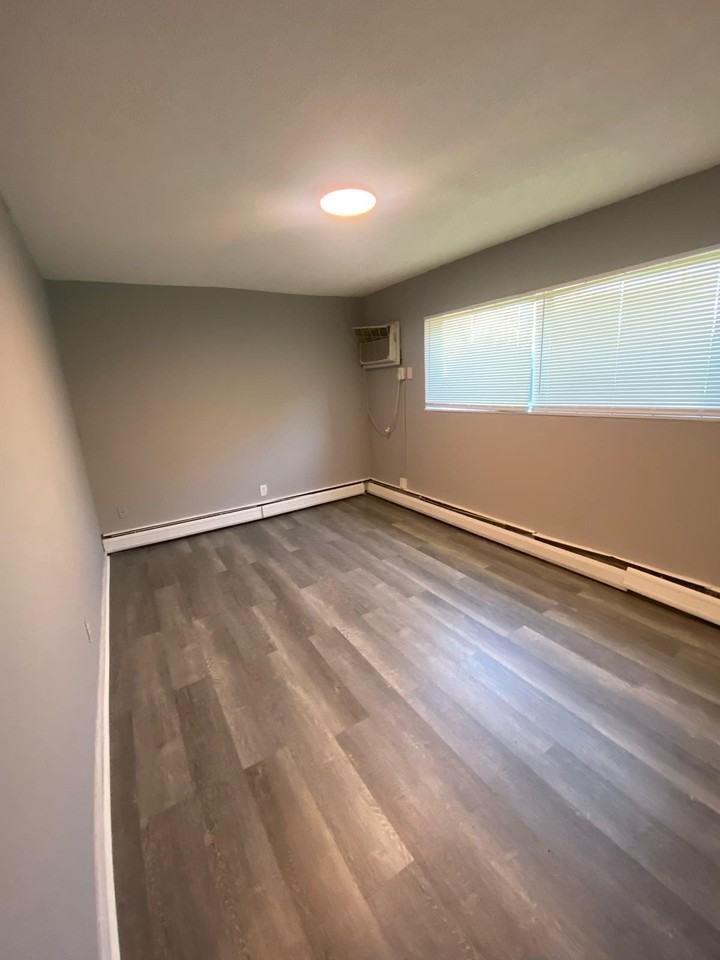 3382 McHenry Avenue - Photo 6 of 34