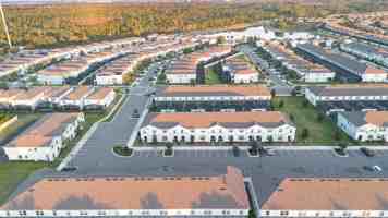 featured image of 2428 Tangier Dr