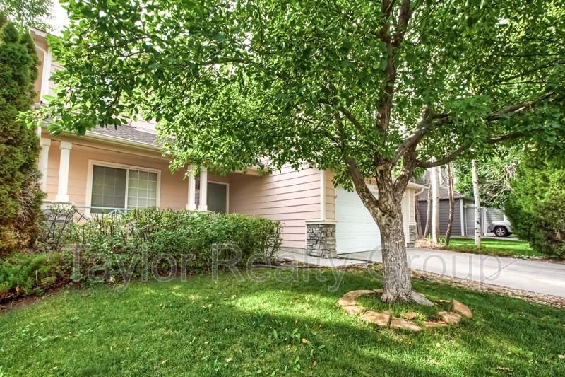 13460 Vine St - Photo 2 of 32