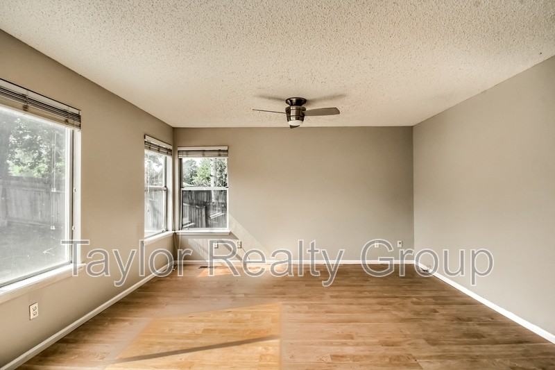 13460 Vine St - Photo 6 of 32