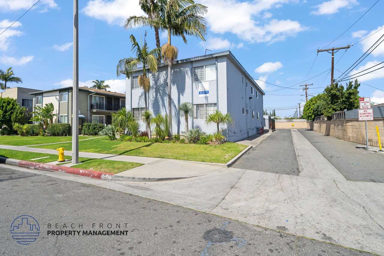 2935 W. 141st Place - Photo 7 of 19