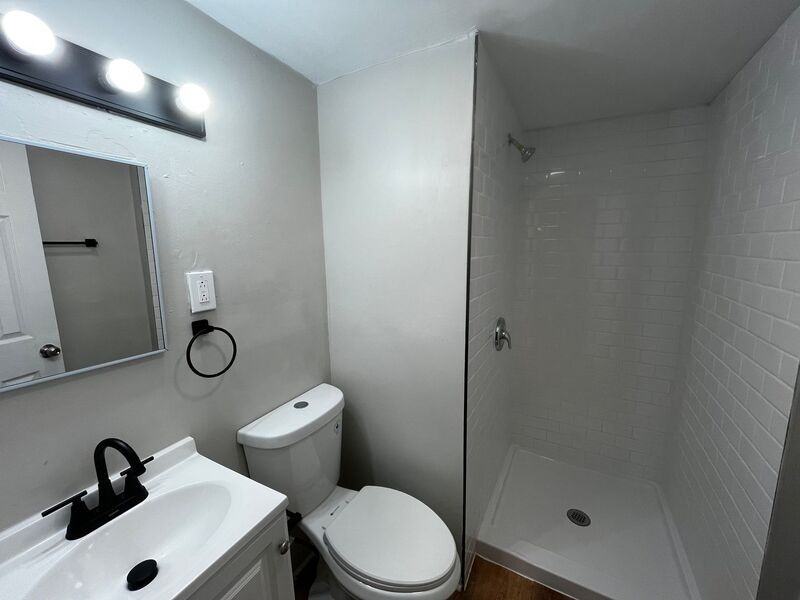 14 Beechwood St - Photo 2 of 7