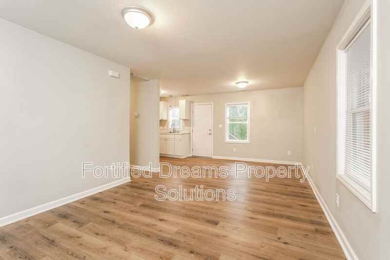 3718 Tech Ave - Photo 2 of 21