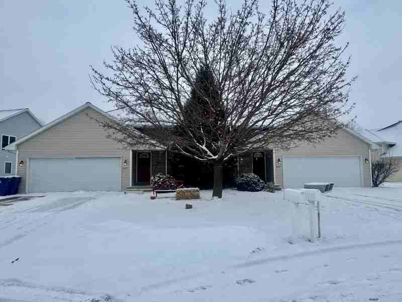 2037 River Point Ct - Photo 2 of 17