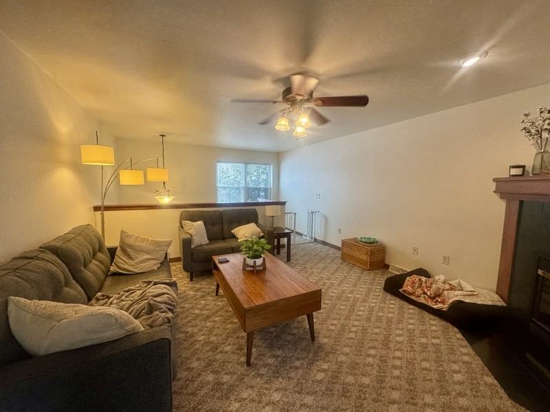 2037 River Point Ct - Photo 6 of 17