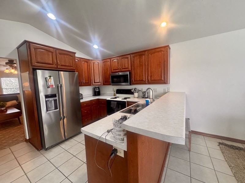 2037 River Point Ct - Photo 7 of 17