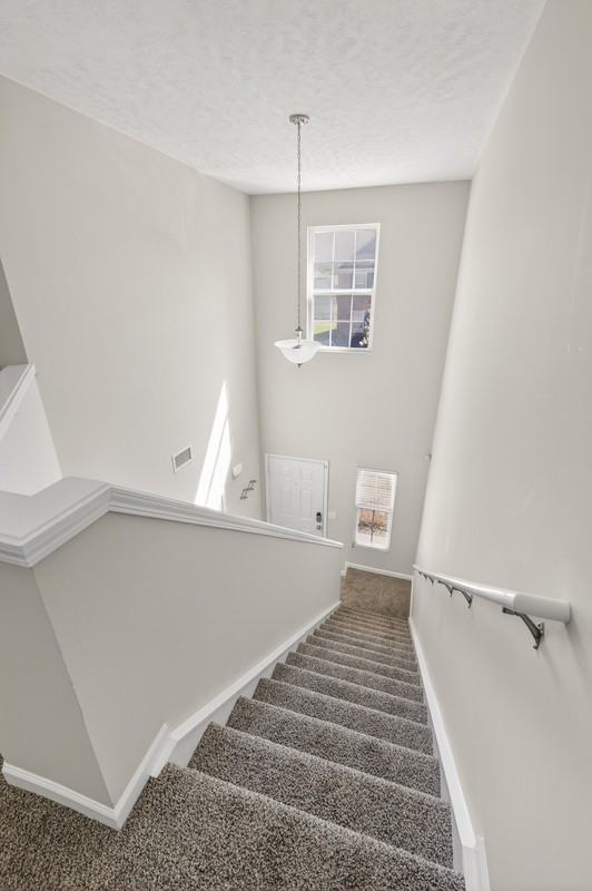 8333 Rossi Rd - Photo 5 of 10