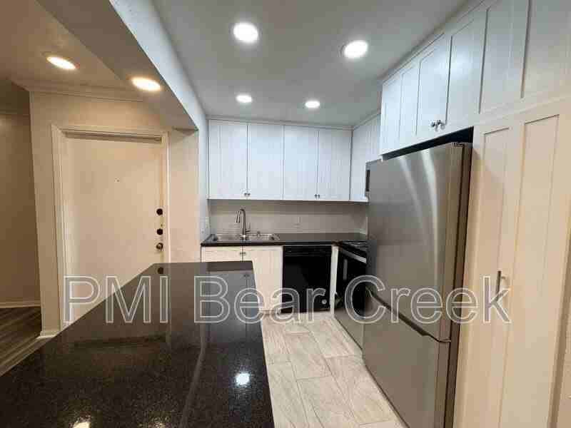 3045 Walnut Bend Ln #11 - Photo 7 of 27