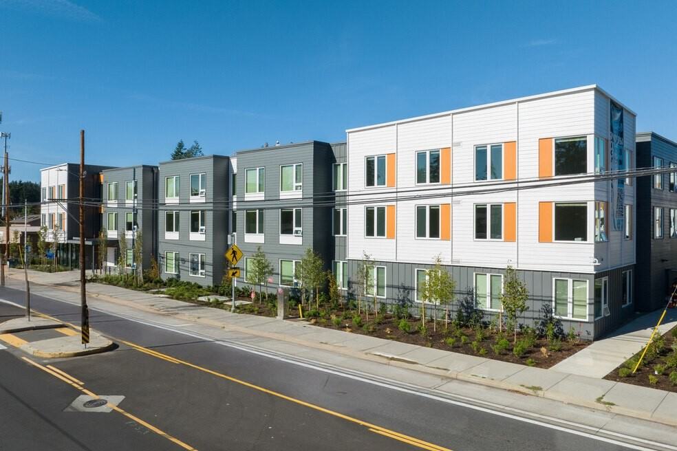 The Canopy Apartments at Powell - Photo 7 of 33