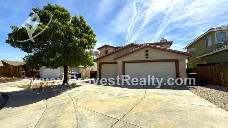 15015 Kitfox Ln - Photo 3 of 31