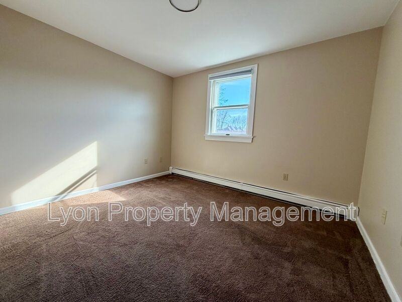 95 Victor St #6 - Photo 4 of 10