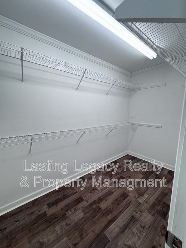 3306 Browns Pond Ln - Photo 4 of 14