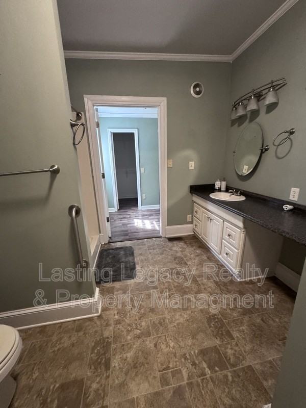 3306 Browns Pond Ln - Photo 7 of 14