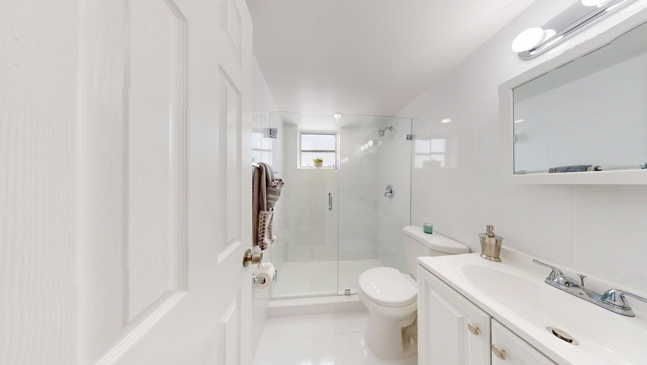 2461 Coral Way - Photo 6 of 10