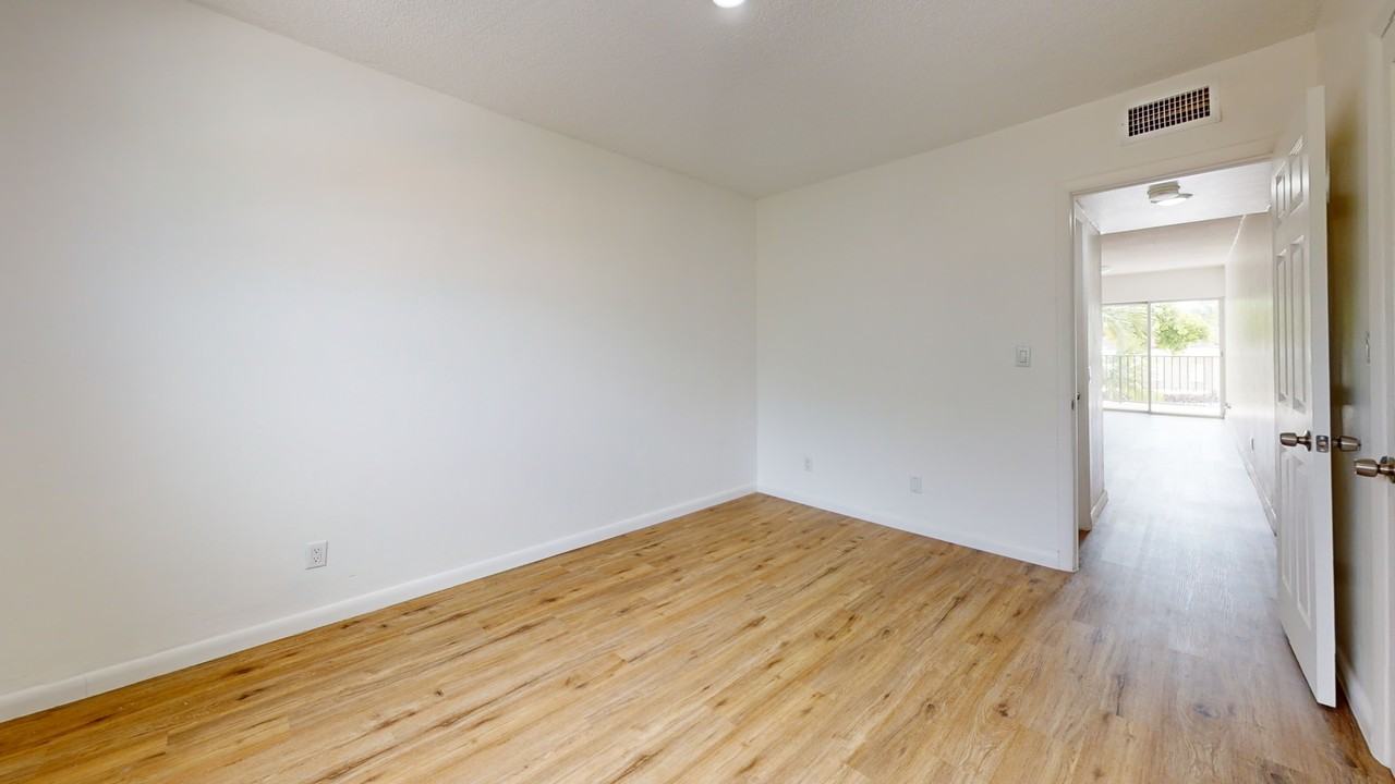 2461 Coral Way - Photo 7 of 10