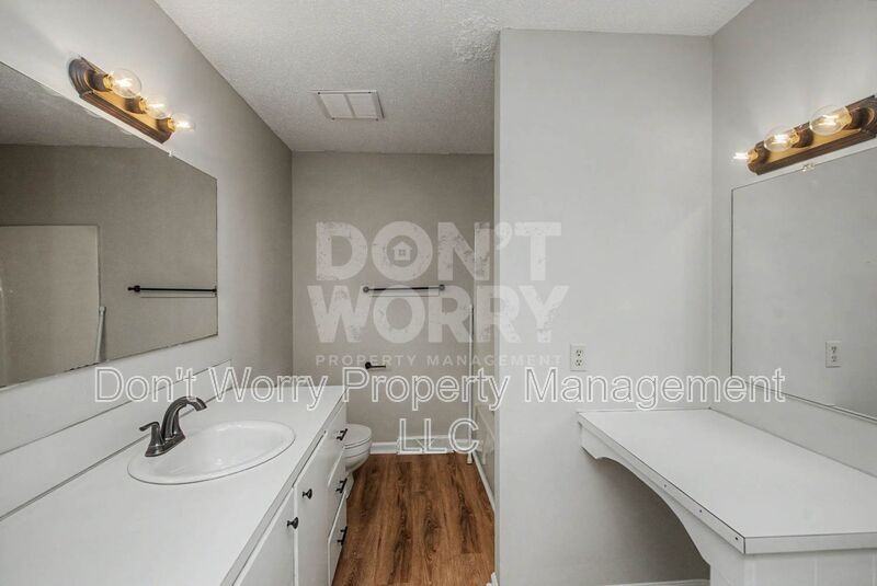 201 Pinecrest Dr - Photo 6 of 9