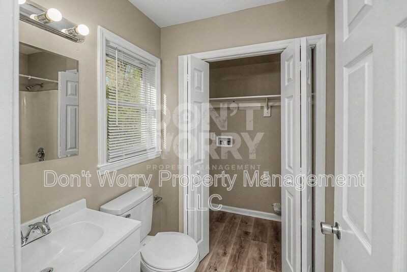 615 Dumaine St #H - Photo 5 of 6