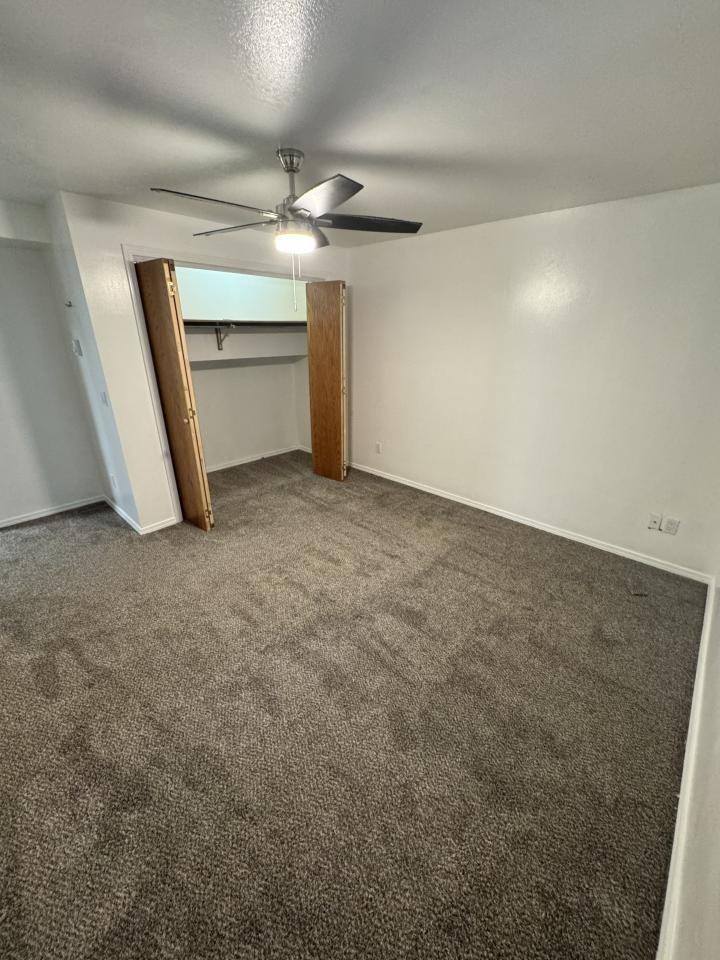 45 Burlington Ave - Photo 5 of 10