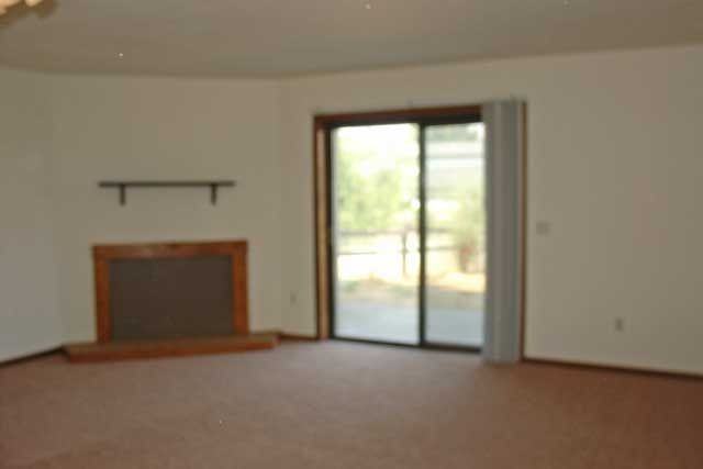 275 Westchester Sq N - Photo 5 of 10