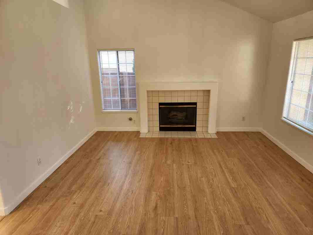 2125 Tehachapi Dr - Photo 4 of 18