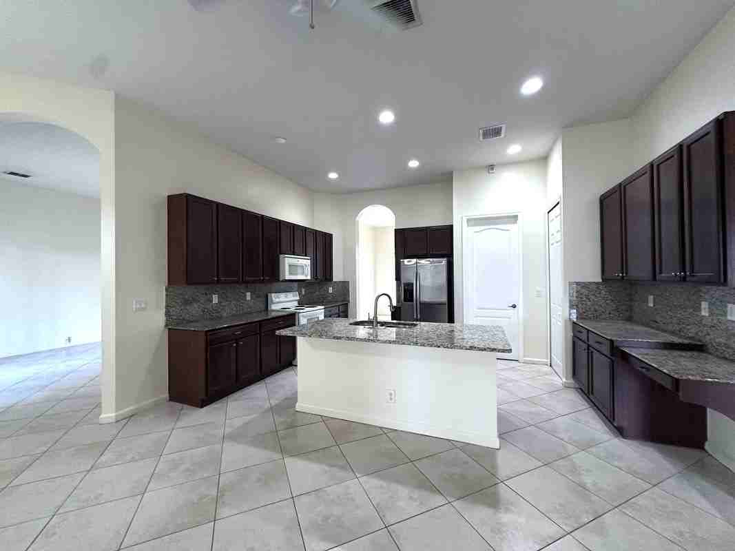 6025 Nw Wolverine Rd - Photo 2 of 20