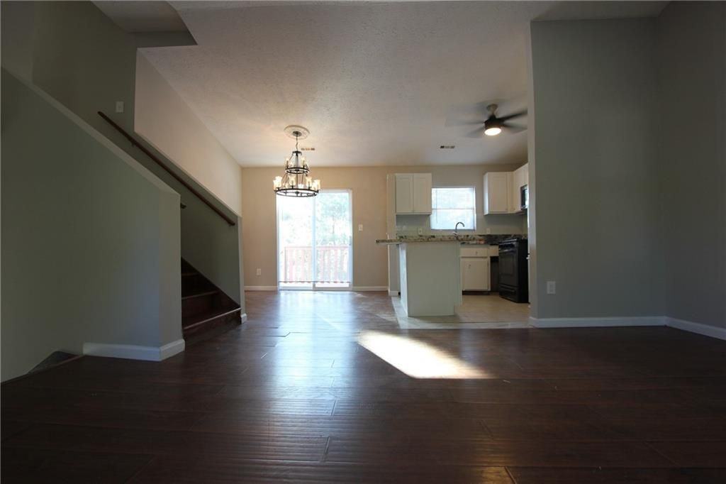 3085 Creel Rd - Photo 2 of 34