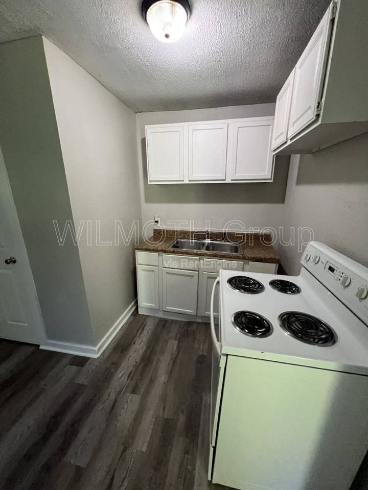 2722 N Olney St - Photo 5 of 10