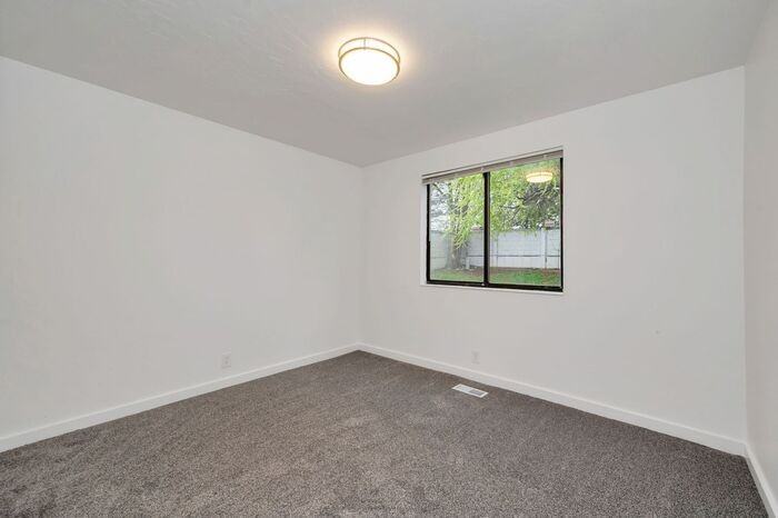 5643 W 3980 S #5643 - Photo 7 of 16