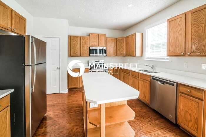 4475 Feather Way - Photo 5 of 17