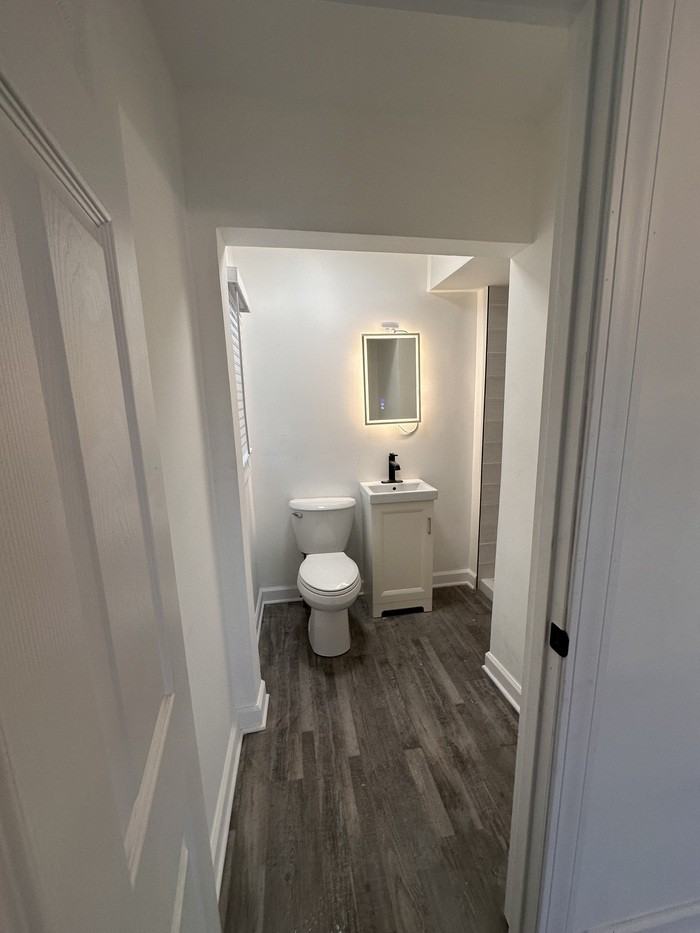 2948 Shelby St #D - Photo 2 of 13